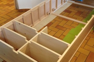 meuble à chaussures avec étagères